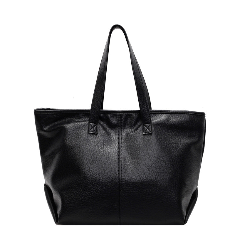 Large Trendy Tote Bag in Leather
