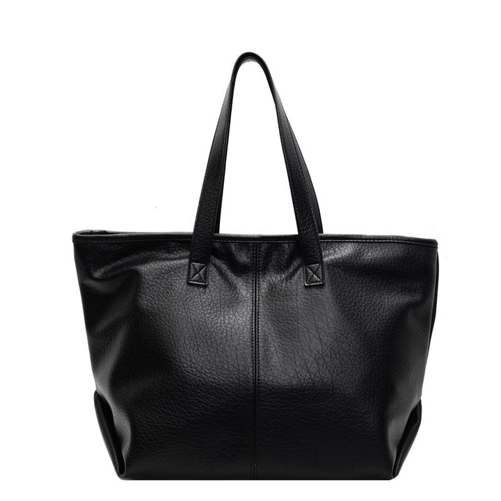 Large Trendy Tote Bag in Leather