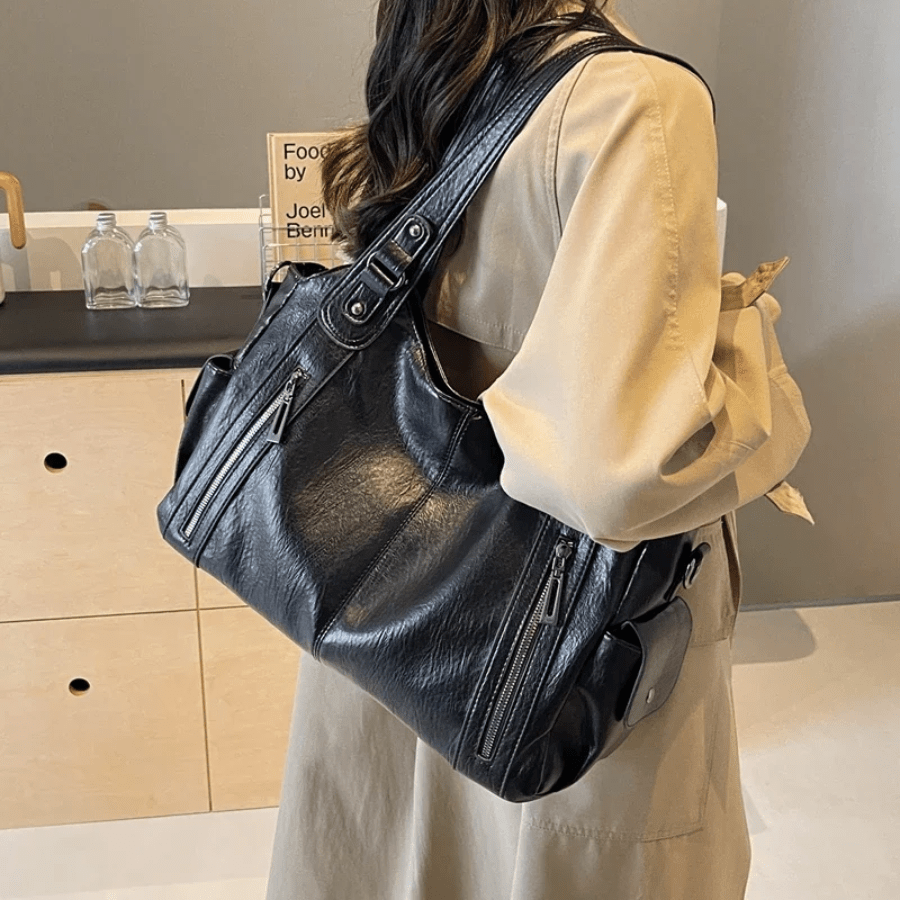 Elegant shoulder bag